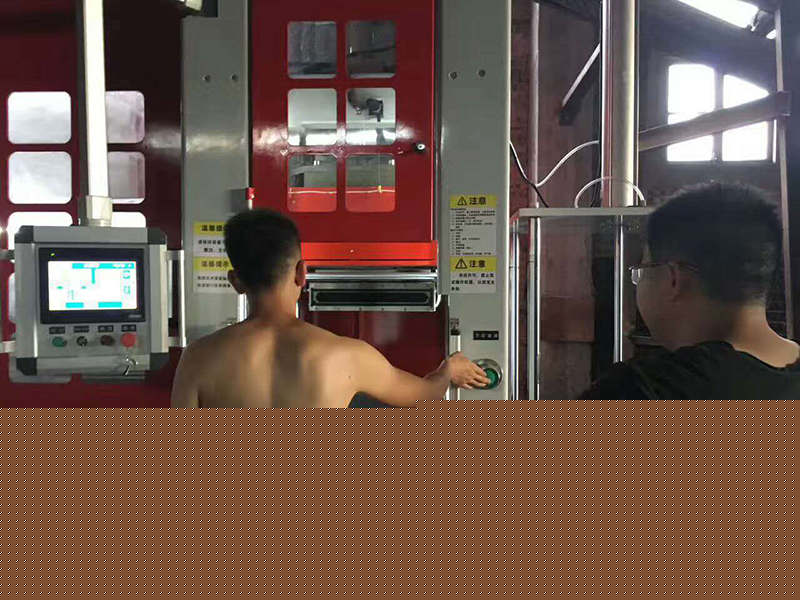 鑄造機，全自動鑄造設(shè)備，新型鑄造機