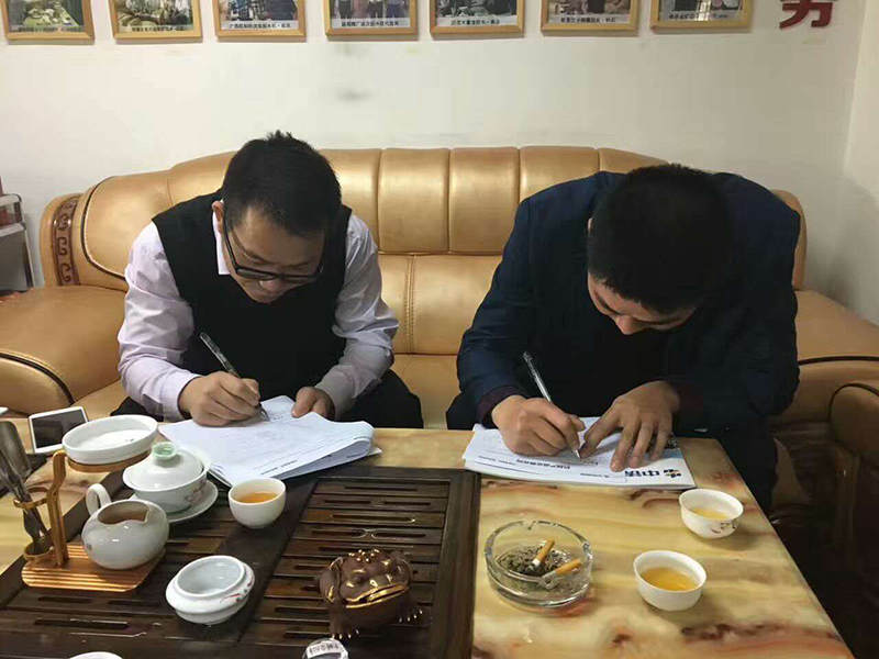 中鑄鑄造機(jī)，新型鑄造機(jī)，全自動鑄造設(shè)備，自動化鑄造